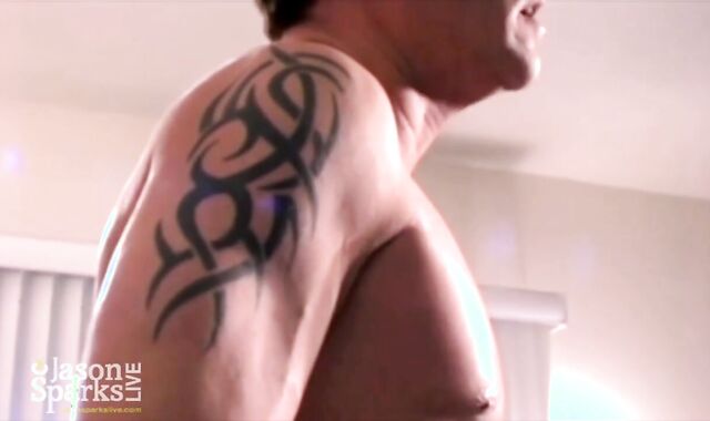 JockBreeders: DILF Tyler Fox beside Jason Sparks ass licking