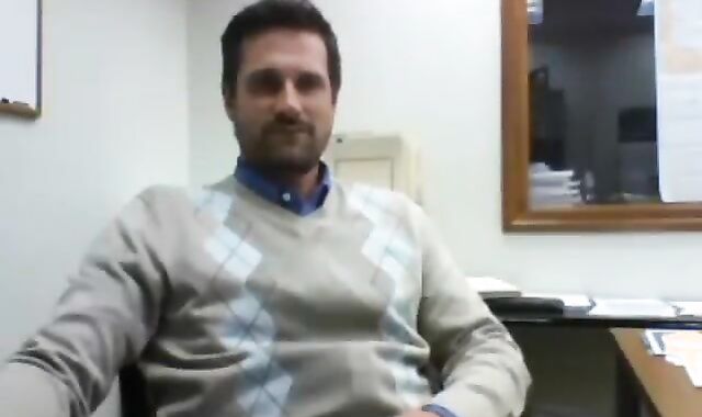 daddy deep-throats A Blast In The Office anew