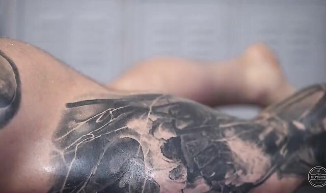 TGS0839 - Gunner gets A Touch Down