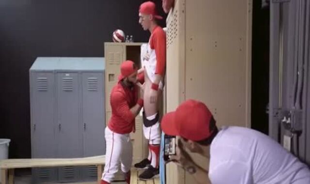 Rushes raunchy pounding