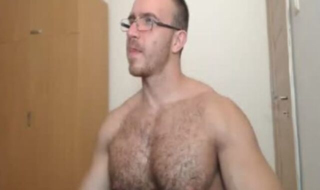 Muscle Otter Show And spunk