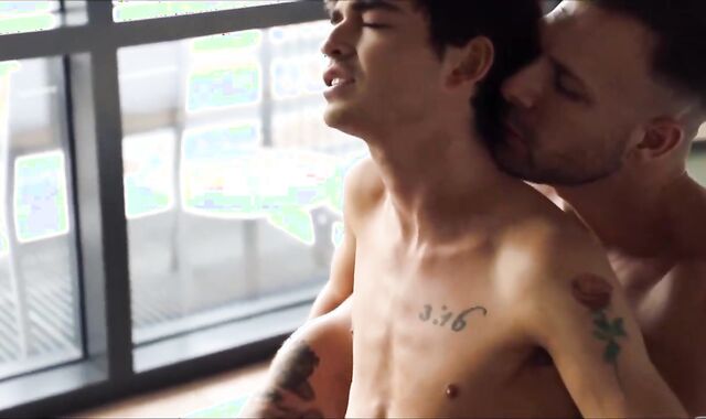 Youthful couple love glove-free-for-all rump bang