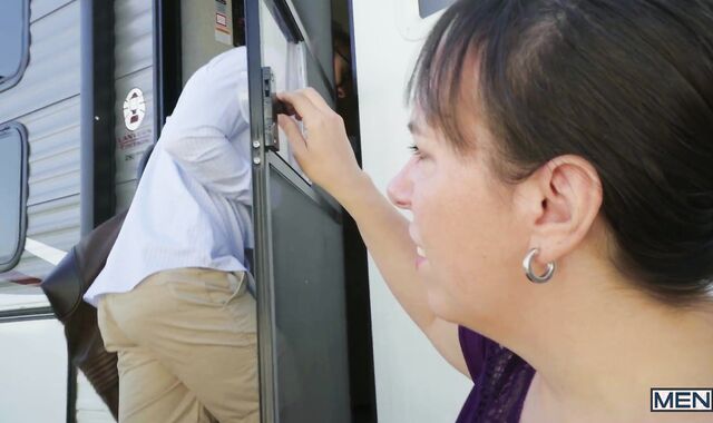 dad exchange - Lance Hart American pound