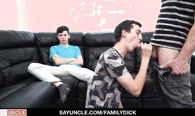 Youthfull jock loves plumbed by gigantic sausage father