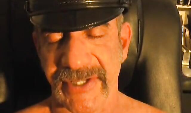 hook-up-positive Daddy Anthony DeAngelo