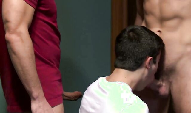 Parent's Little prostitute!