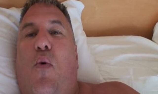 Daddy Strokes Off In The Morning