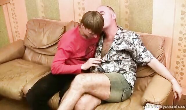 Vintage clip scene Where Daddy & youthfull Russians suck & fuck