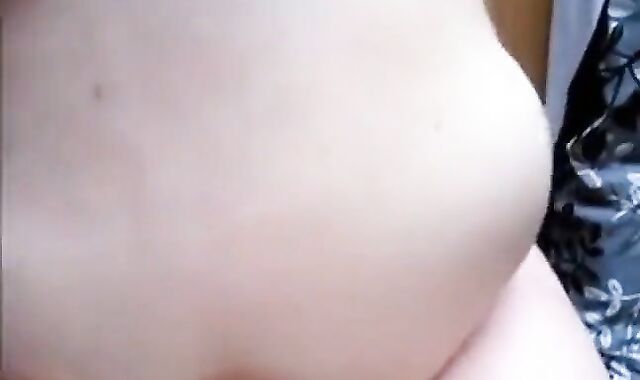 Bareback anal on doggy