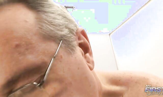 chunky Daddy Kisses And screws teenage