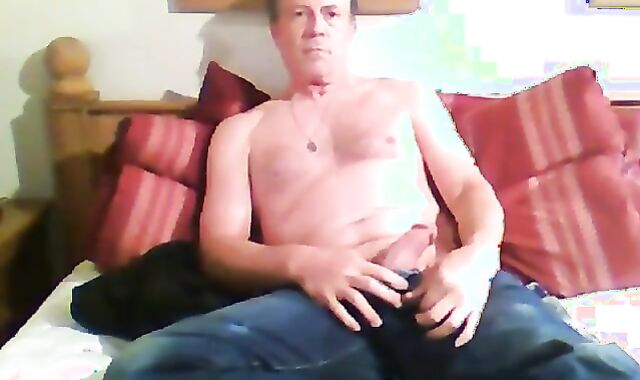 yam-sized Dicked daddy tugging 012