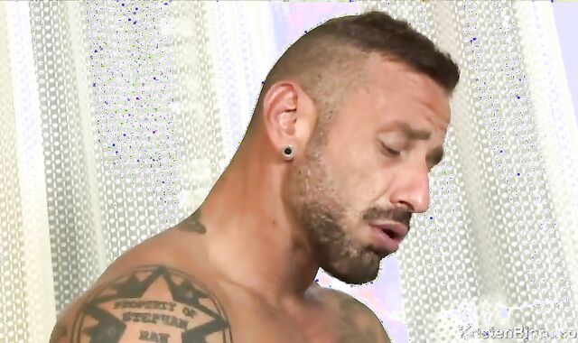 Heavy stallions- Samuel Redx & Antonio Miracle