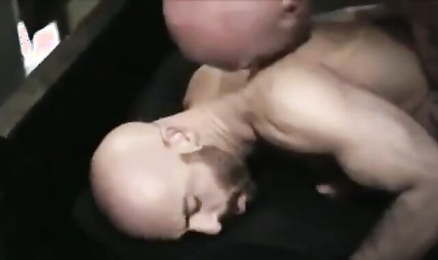 Arab youngster acquires nude ginormous father's dong