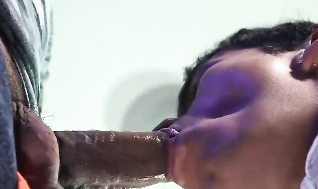 Arab dude & man bare