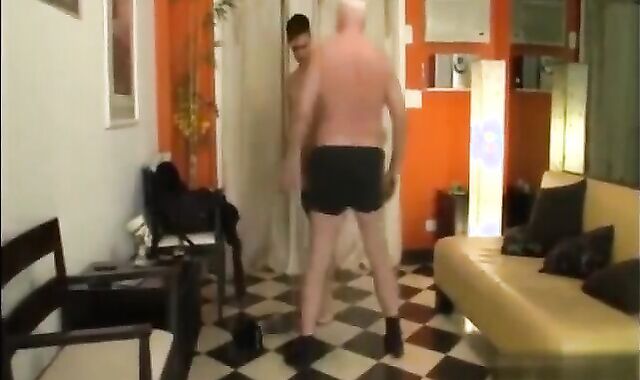 pleasure gel Inside Me Daddy - BareSexyBoys.com