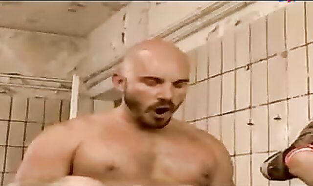 Cruising In Deprived Palace 1