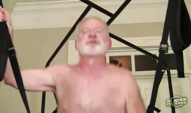 Roman bonks Bishop nude