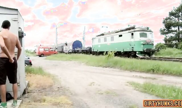 Muscle Dad oral job With Facial cumshot