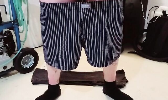 Sensing sloppy, Dad Soles