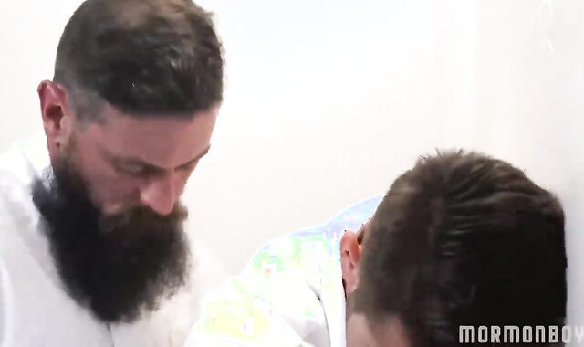 Seduction Too Superb, Scanty dude gets It!