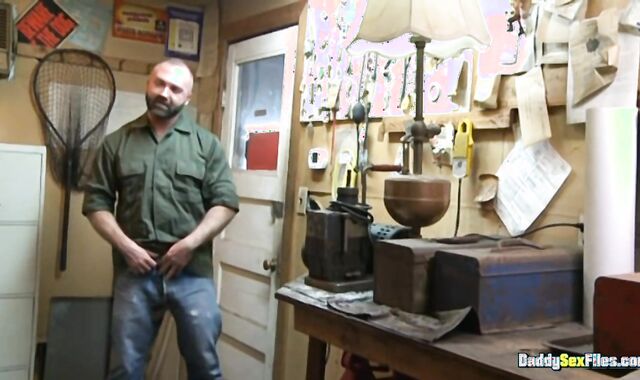 DaddySexFiles.com: All-innate West stroking Devin Moss