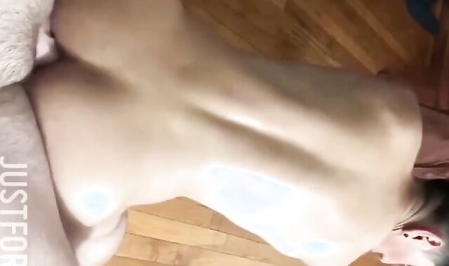 twink Deep throat's And Takes Daddy lollipop