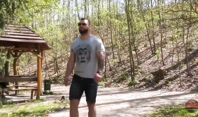 German Fucky-fucky In Public 003