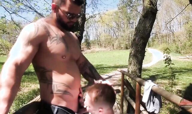 German Fucky-fucky In Public 003