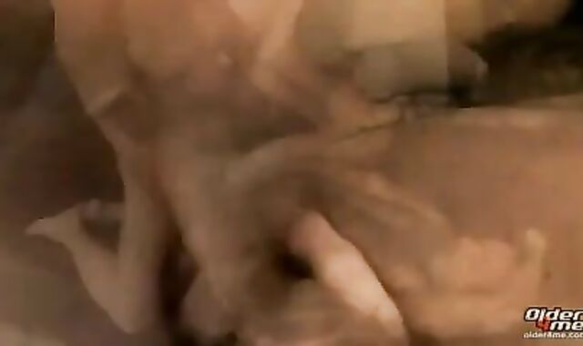 queer-for-pay ITALIAN DADDY