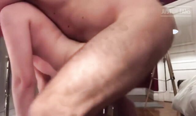 Has a taste for the hottest plumb-festival