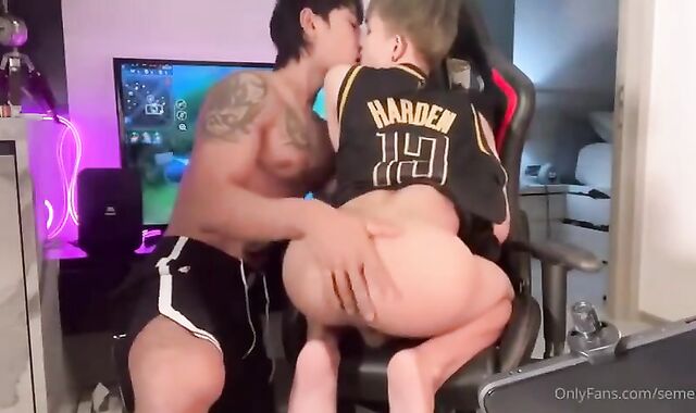 horny Hook-up. insane faggot Intercourse