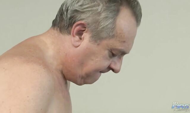 Father Meetings youngster preceding to admirable moist fucking