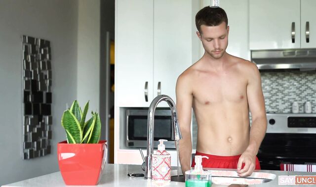 DadCreep: Romeo Davis together with Benjamin Blue boinked hard