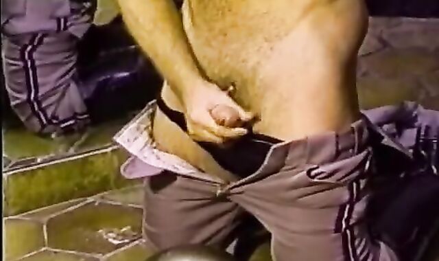 bushy Muscle daddy fap off