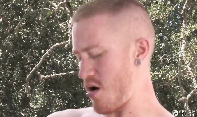 darksome twink, White twink, WS, plunging Outside.