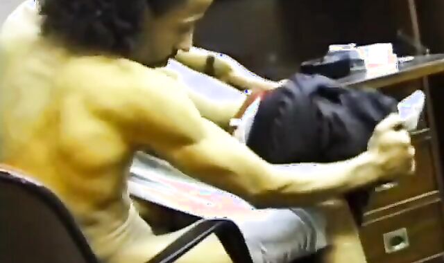 humongous dark-hued Daddies Gig 1