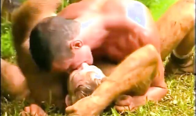 Fag senses up to smashed rough HD