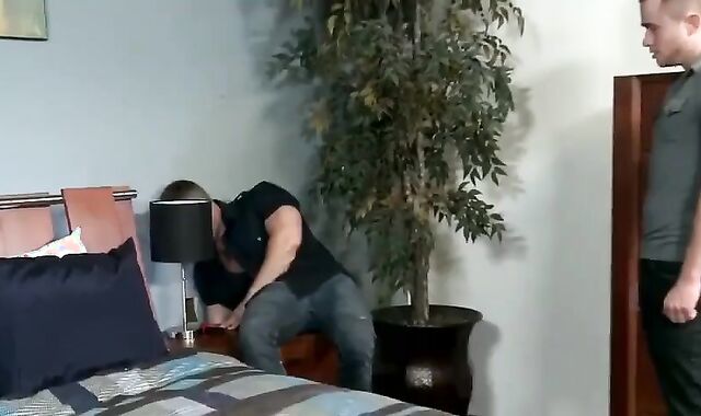 Landon Conrad And Leo Sweetwood (ET)