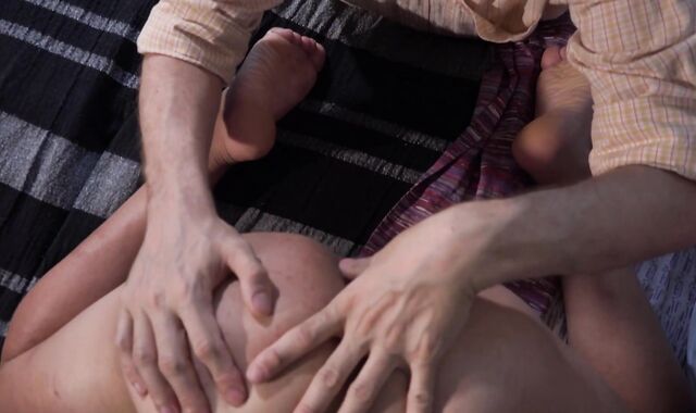 Condom-free Me Parent: Young mature Andres sans a condom bum smash