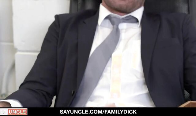 Parent bonks Sonny To help Him Loosen