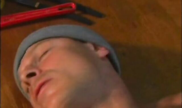 Lube Daddies acquire Buck edible devouring 10-Pounder.