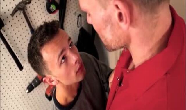 Dad Barebacks His Step-sonnie