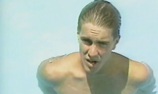 supreme-sized Guns (1986) - Catalina