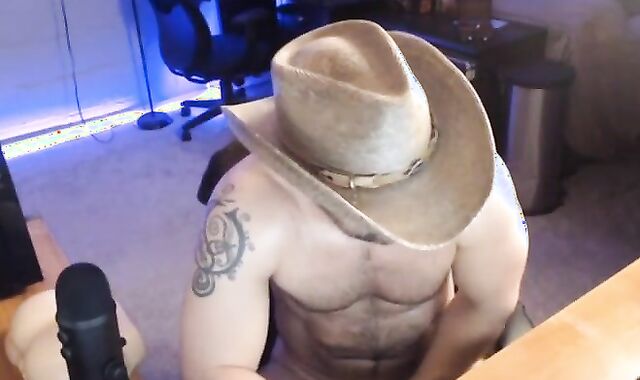 yam-sized White Daddy man juice Show