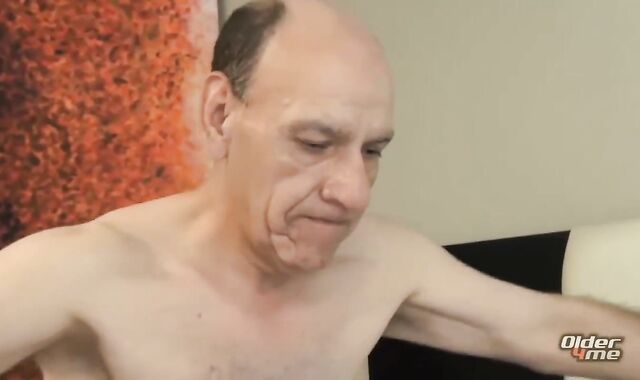 Ric bonks A elder Brazilian Dad bare