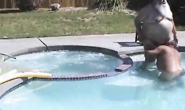 Santa Clause Is Cumming, And Jizzing, And Jizzing!!!