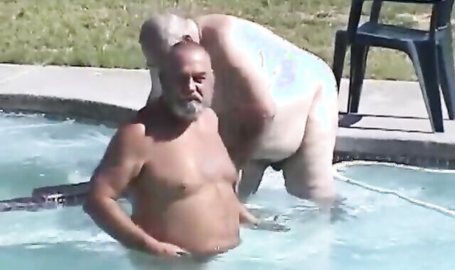 Santa Clause Is Cumming, And Jizzing, And Jizzing!!!