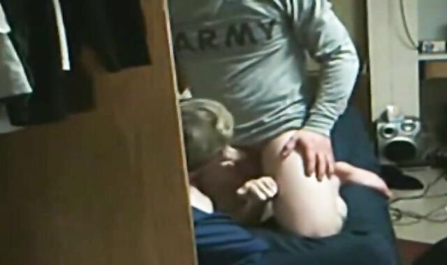 Open Up That gap lad