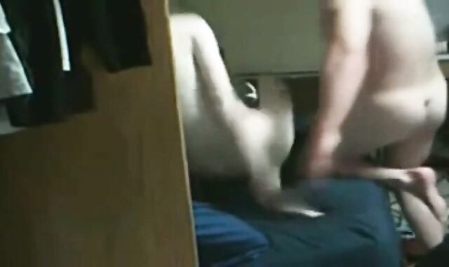 Open Up That gap lad