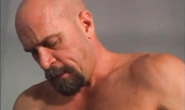 Sergeant acquires fellated by his new-cummer